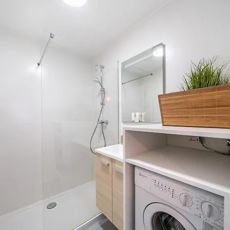 2 Pieces - Centre-ville - Grand Lit Double カンヌ