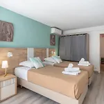 2 Pieces - Centre-ville - Grand Lit Double * Cannes