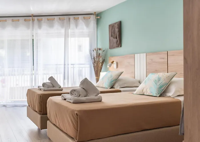 2 Pieces - Centre-ville - Grand Lit Double 戛纳