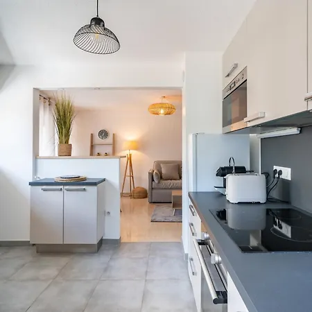 Daire 2 Pieces - Centre-ville - Grand Lit Double Cannes